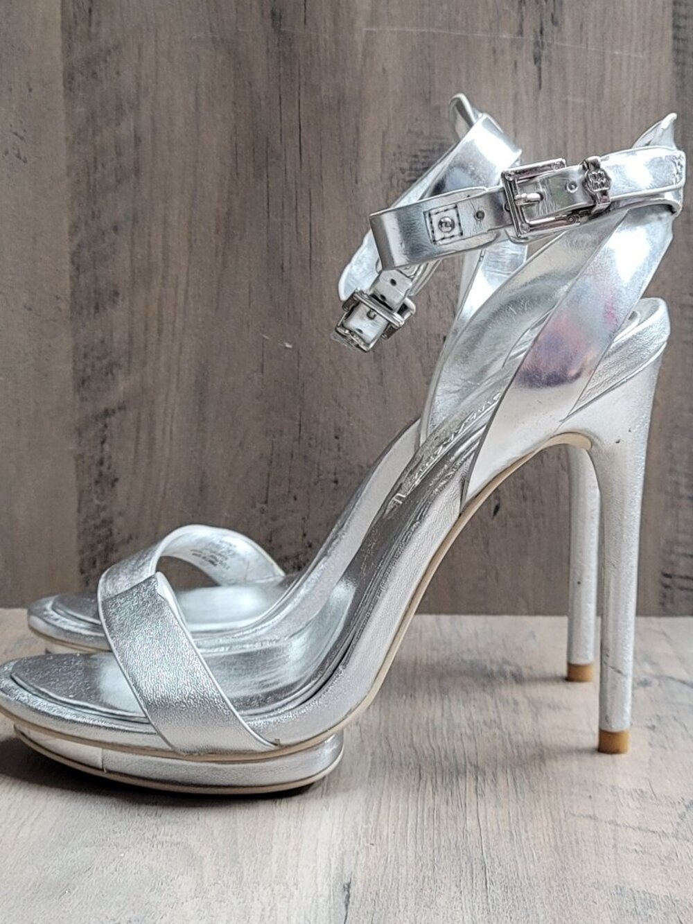 BCBGMaxAzria MA Finite Silver Leather Platform Sandal Stiletto Heels 5.5